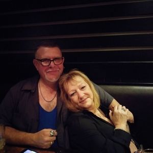 Meet your Posher, Dennis